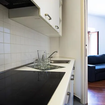 Youhosty - Laghetto Big 3 Apartment *